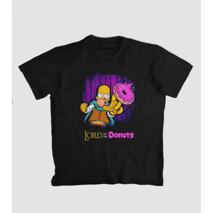 Camiseta Negra Unisex – Homer Simpson & El Señor de los Donuts 🍩💍 - 1