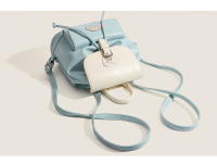 Bolso pequeño azul y blanco nuevo 2023 para salir, linda mochila con diseño de perro canela para mujer, mochila pequeña de moda versátil de verano - details 1
