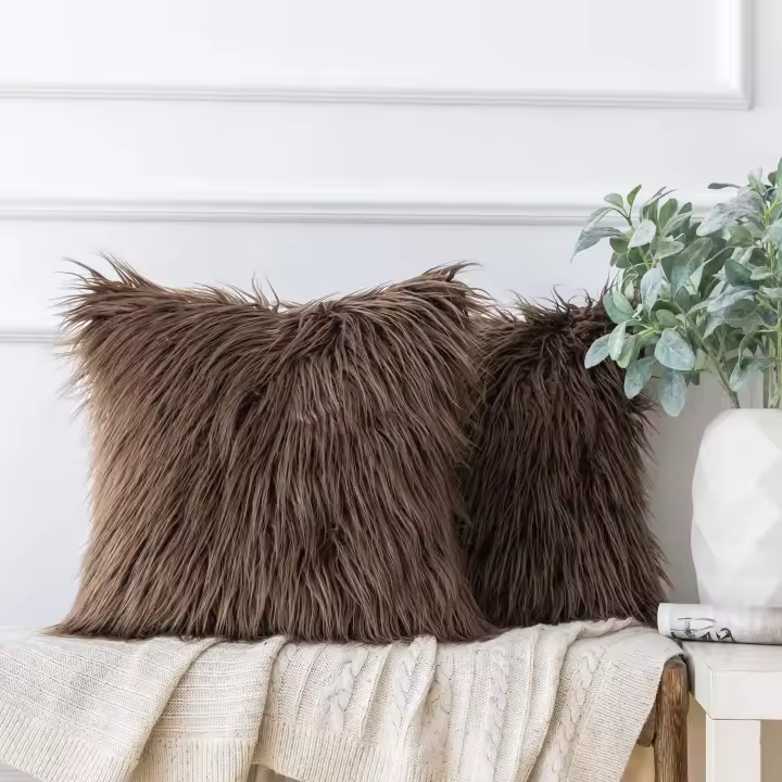 Ashler Verde Conjunto de 2 Marrón Oscuro Cojín Estilo Lujo Faux Fur Funda Almohada Decorativa 18x18 Pulseras 45x45 Cm - 1
