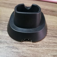 Kemei KM-2296 Estación De Carga Inalámbrica Para Afeitadora De Cabello Con Soporte Rápido Compatible Con Wahl Andis Babyliss Accesorio De Corte De Cabello - details 2