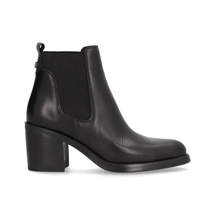 Botines Alpe modelo 2404 en color Negro - 1