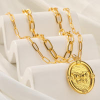 Encanto Collar con colgante geométrico de moda para mujer, con letras doradas y mariposa. - details 3