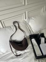 Bolso De Hombro Para Mujer De Cuero Genuino De Seda Mate Cuadrado Suelto Ondulado Invierno Otoño Bolso Cruzado Diario De Alta Gama - details 3