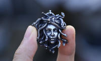 Cuello De Medusa Para Hombre 2024 Accesorios De Serpiente Antiguo En Acero Inoxidable 316L Vintage Joyería De Fiesta Regalo - details 2