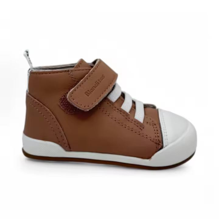 Zapatos marca Blanditos By Crios para infantil en color rosa - 1
