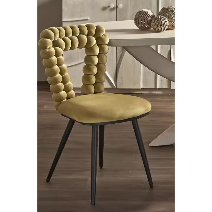 Silla nimpha triangular terciopelo amarillo 47x47x85 cms. El mejor complemento para tu hogar. - 1
