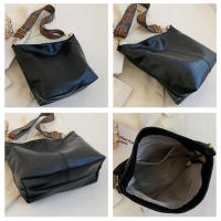 Bolso De Hombro Para Mujer En Cuero PU Vintage De Color Sólido Moda Con Correa Ancha Y Estilo Crossbody Bolsa De Buque - details 14