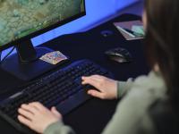 Ratón Gaming Inalámbrico Trust GXT 110 Felox - Precisión, DPI Ajustable 4800, Iluminación LED RGB, Ergonómico y Ambidiestro - Conexión Inalámbrica 2.4 GHz - 6 Botones Programables - Batería Recargable - Ideal Para Gamers - details 2