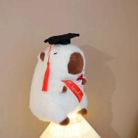 Doctor Hat Capybara De Peluche Muñeco De Peluche Suave Y Cálido Regalo De Graduación De Dibujos Animados Para Adultos Y Niños - details 8