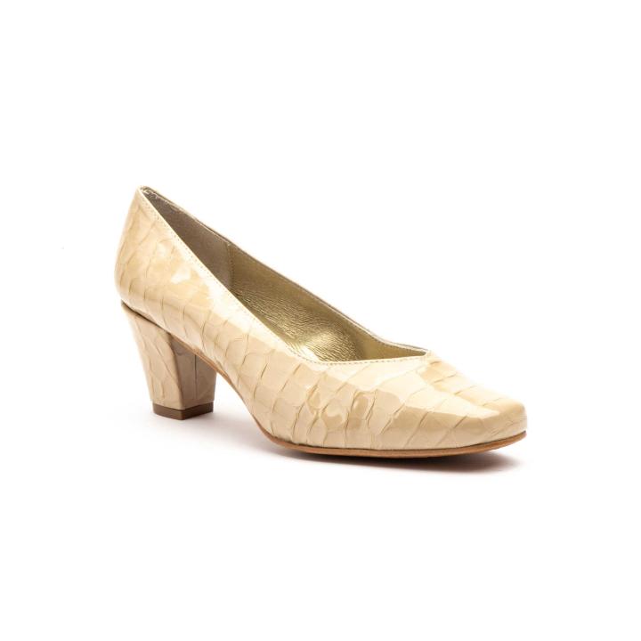 salones tacon señora 6789 Salón de Tacón Ancho - Estilo Sofisticado y Atemporal Descripción del Producto:  Añade un toque de elegancia a tu colección de calzado con este refinado zapato de salón en un versátil color beige. Este modelo, con su distintivo a
