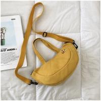 Bolso De Hombro Para Mujer Creativo Y Divertido En Forma De Fruta Banana Y Manzana Bolso Suave Japonés Para Niñas Dulces Material Nylon - details 2
