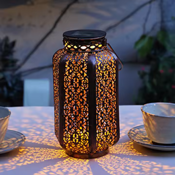Lámpara Solar LED Retro De Hierro Para Exterior Lámpara Decorativa De Camino Con Luces Huecas De Metal Soporte De Colgante - 1