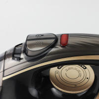MAGEFESA RACING Plancha de Vapor de Suela Cerámica, Deslizamiento Suave de 2600W y Depósito de 360ml, Selector de Temperatura - details 2