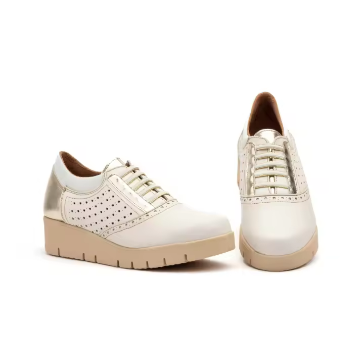 SS-6085 Hielo Gris y Hielo Platino Hecho en España Deportivos Mujer Piel Cordones Elásticos Cuña Numeración: 35-41 Marca: JAM Presentamos un par de zapatos de plataforma para mujer, con un diseño que fusiona elementos clásicos y contemporáneos - 1