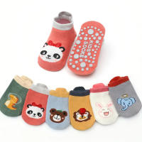 6 Pares De Calcetines De Algodón Para Niños Con Patrón De Animales De Dibujos Animados Cómodos Transpirables Antideslizantes Para Piso - details 2