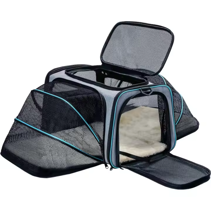 BIT Transportín para perros y Gatos: transportador para mascotas expandible de lados suaves aprobados por Aerolíneas con almohadilla de forro polar extrafble y bolsillos para GATOS/Perros y Animales Pequeños grandes (fundable 2 lados) - 1