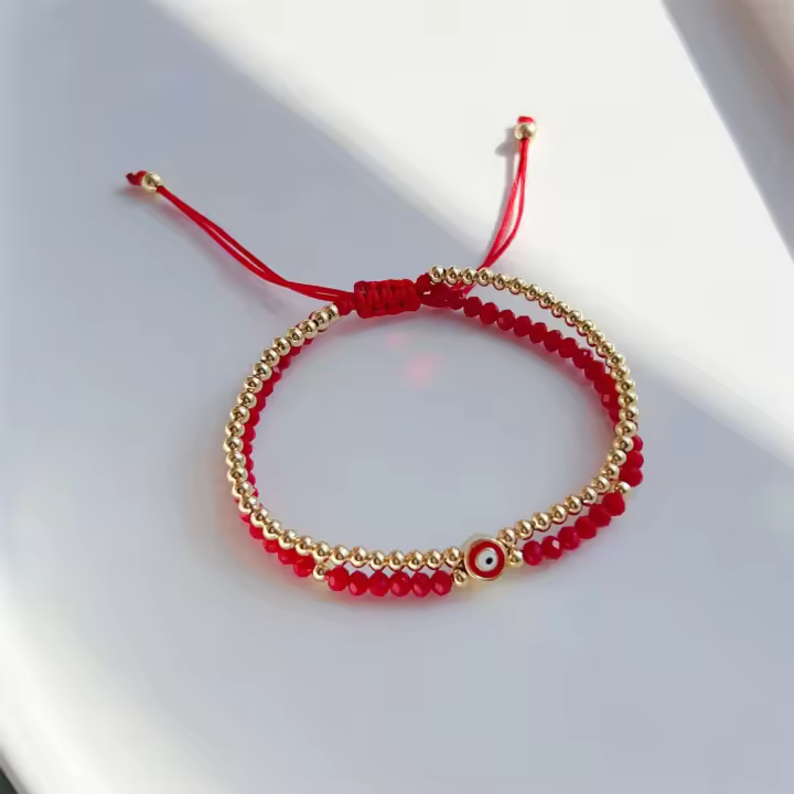Pulsera De Moda Con Ojo Maléfico Para Mujer KKBEAD Multicapa Con Cuentas Doradas Y Cristal Rojo Ajustable a La Muñeca - 1