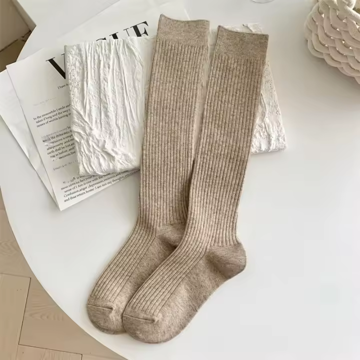 Medias Retro Para Mujer Estilo Japonés De Otoño Invierno Cálidas Y Suaves Medias Largas De Color Sólido Moda Casual Para Mujer - 1