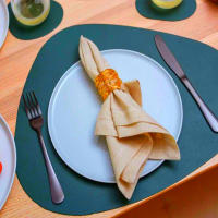 Inyahome Juego De 2 Tapetes De Cuero Sintético Para Mesa De Comedor Impermeables Y Lavables Coasters Para Cocina Estilo Americano - details 11
