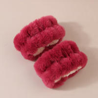 3Pcs Accesorios De Peluche Oso Fresa Para Niñas Headband Y Muñequera Kit De Regalo Cuidado De La Piel No Eléctrico - details 5