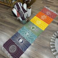 Preciosa alfombra para yoga 7 chakras. 100% algodón. Hecho a mano en la India. Es un producto perfecto para estudios de yoga o meditación. Medida: 60 x 200 cm. Raíz,  Sacro, del Plexo Solar, del Corazón, Garganta. Tercer Ojo, coronilla. awartisan - details 6