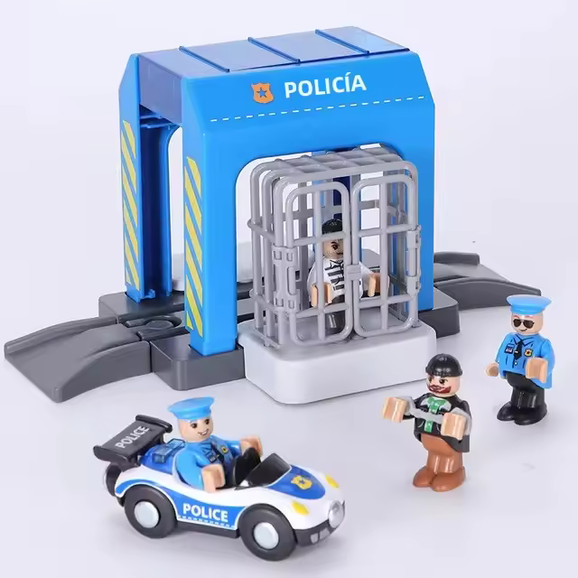 Accesorios De Pista De Tren De Madera Con Escena De Policía Y Bomberos Playa De Simulación Para Niños Regalos De Juguete De Plástico Para Ferrocarril Sin Batería Adecuado Para Adolescentes Y Adultos - 1