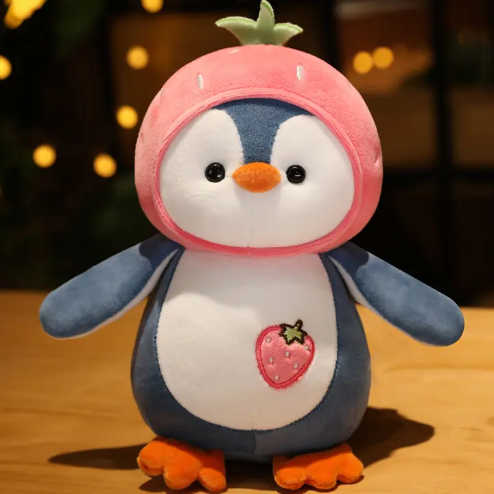 Nueva 1pc Peluche De Pingüino De Peluche Cartoon Kawaii Muñeco Suave Para Niñas Juguetes De Ropa De Fresa Y Naranja Regalo Para Niños - 1