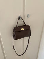 Bolso De Hombro Para Mujer De PU Suave Tamaño Pequeño Moda Retro 2025 Bolso Cruzado Versátil Para Comunicación Bolsa Cuadrada Pequeña - details 9