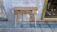 VERSA - Consola de madera color natural, 2 cajones, extremos blancos ondulados, 90x33x78 cm - details 10