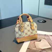Bolso Pequeño De Cadena Diagonal Para AirPods 4 pro 2 3 Bolso De Cabezo De Móviles Con Estampado Manual Y Bolsillo Para Auriculares - details 9