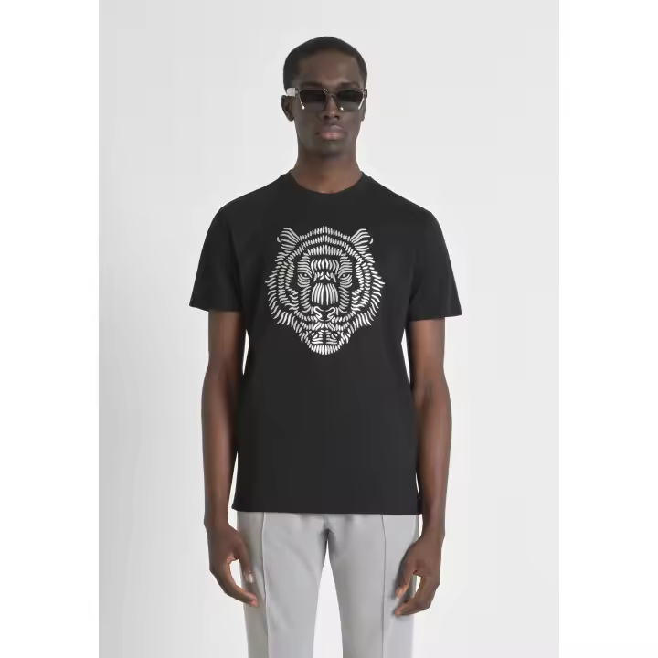 CAMISETA ANTONY MORATO REGULAR NEGRA TIGRE PLATA - 1