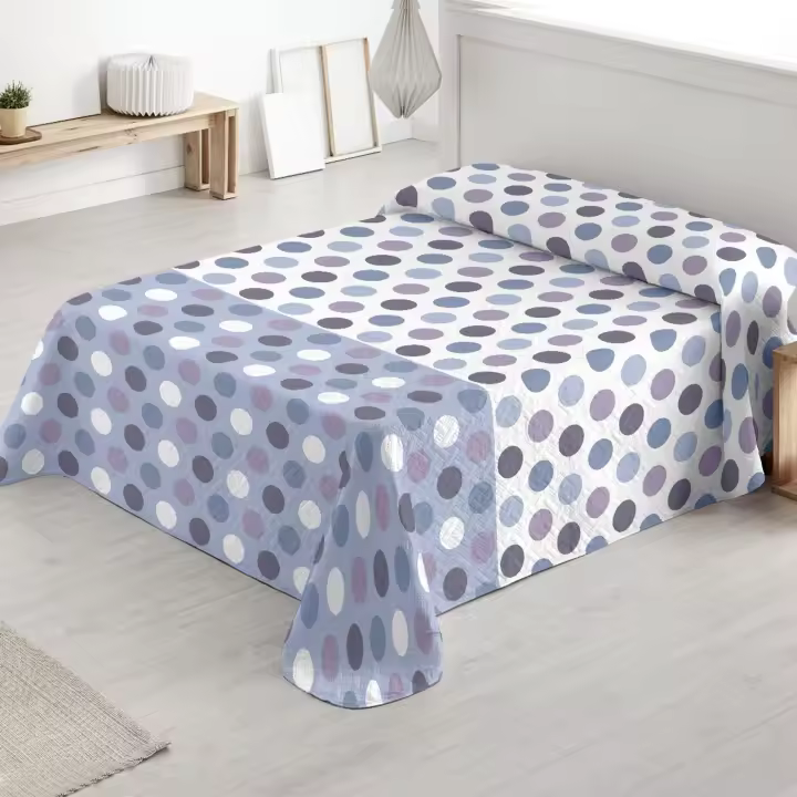 Colcha Bouti Rombos Lisa o Estampada para Entretiempo, Primavera y Verano, Colcha Cubre Cama 100% Poliéster. Fina, Extra Suave y Ligera. - 1