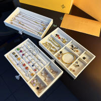 Caja De Joyas Grande Tres Capas De Flanela Almacenamiento Para Pendientes Collares Anillos Organizador De Joyería - details 3