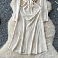 Vestido Rosa Francés De Estilo Simple Para Damas Con Cuello En V Manga Larga Sólido Suave Ajustado Casual De Otoño Vestido Largo De Hogar - details 17