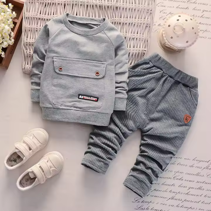 Conjunto De Bebé 2PCS Camiseta De Manga Larga Y Pantalones Con Bolsillo Grande Estampado Vertical Recto Para Niños Y Niñas Edad 1-3 Años Material Algodón Terry - 1