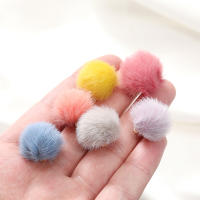 10pcs Bolas De Pelo Suave De 17mm Para DIY Colgantes De Pompom Para Joyería Cuentas Para Bolso De Llaveros Y Pendientes - details 3