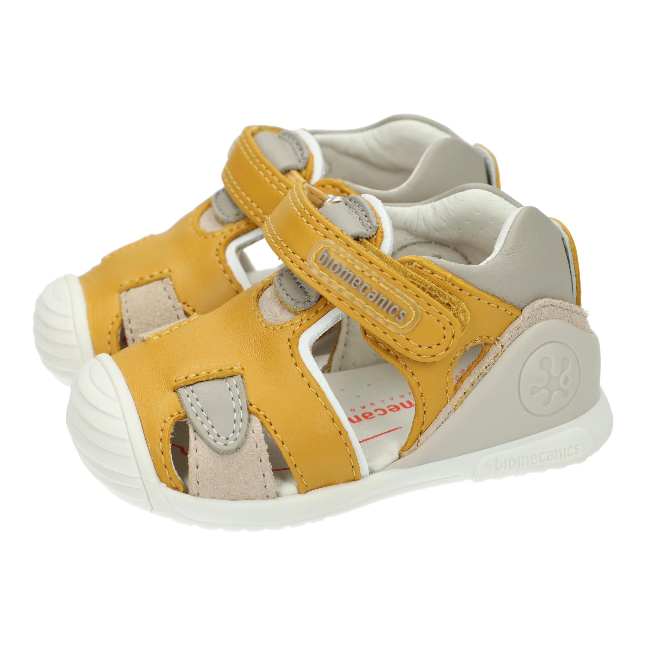 Sandalias marca BIOMECANICS para niño en color yema. SANDALIA URBAN para niños, sandalias de piel Biomecanics, color amarillo yema