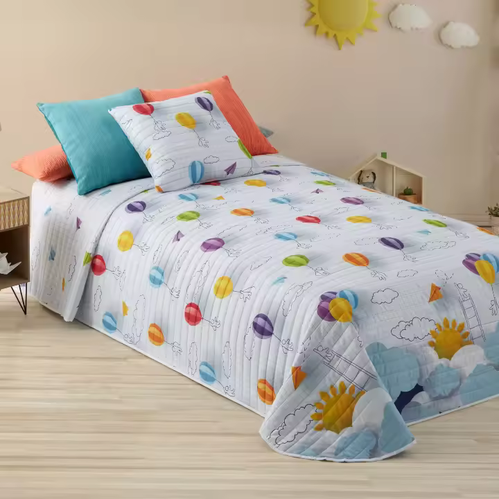 Manterol Outlet - Colcha bouti infantil globos y aviones de papel. Cubrecama con tejido fino, extra suave y ligero. - 1