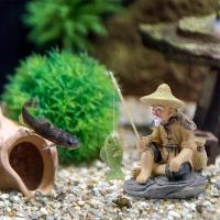 Adorno de pesca para mesa | Decoraciones de pesca, accesorios de decoración de acuario, figura de PVC de pescador para pecera, jardín - details 0