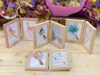 Porta fotos doble con ramo de flores preservadas para regalos de padres abuela madrina bebes madre amigas ramos artesanales de flores preservadas - details 0