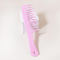 Peine Desenredante Profesional Para Cabello Y Pelucas Con Mango Especial Para Pelucas Reales Uso En Peluquería Y Viajes - details 1