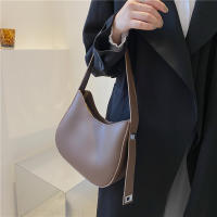 Bolso Bandolera De Cuero PU Para Mujer Diseño De Moda Gran Capacidad Bolso De Hombro Para Viaje Verano Bolso Armpit Hobo - details 11