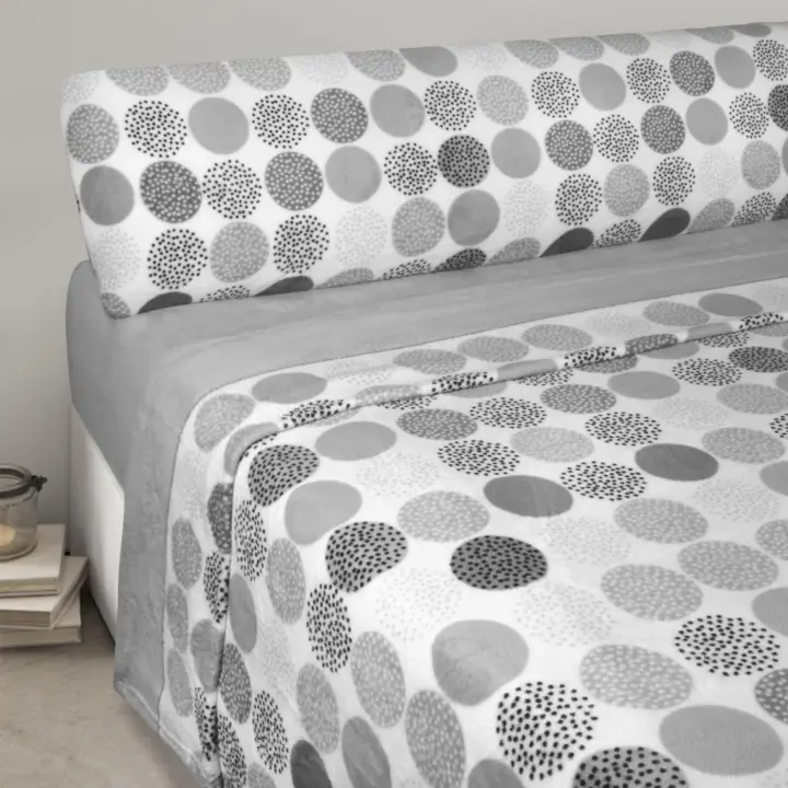 Juego de Sabanas Coralina, Térmica Aleatorio 100%Poliester Sabanas Low Cost, Modelo Aleatorio. Ropa de Cama de 3 Piezas  Envió de forma Aleatorio. Extra Suave y Térmica - 1
