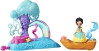 HASBRO - Mini Play Set Pocahontas - PASEO EN EL RÍO - Magical Movers - Disney Princess Little Kingdom - Mayores de 4 años - details 0