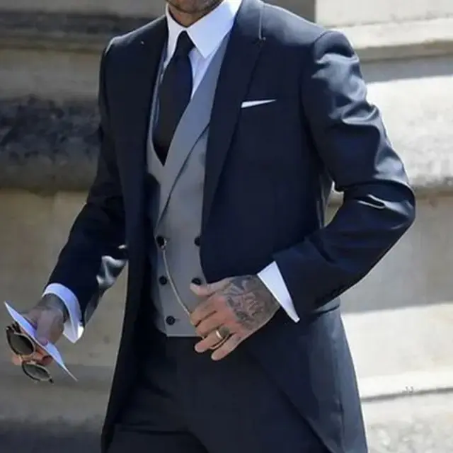 Traje De Tuxedo Navy Para Hombre Con Cuello De Golondrina Traje Formal Con Chaleco Y Pantalones Para Bodas Y Fiestas De Danza - 1