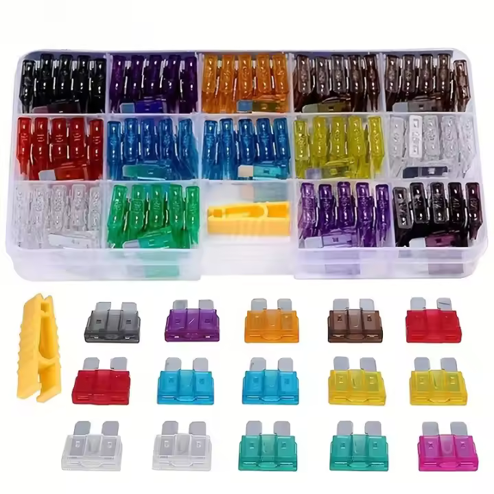 Kit De Fusibles Automotrices Universales Con Clip 140 Piezas Tamaños Variados De 2A a 40A Aleación De Aluminio Para Coches Y Camiones - 1