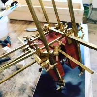 2Pcs Abrazadera De Madera Japonesa Para Trabajos De Carpintería Con Cuerpo Paralelo Y Punta De Latón Clip Auxiliar Para Posicionamiento De Tablas - details 7