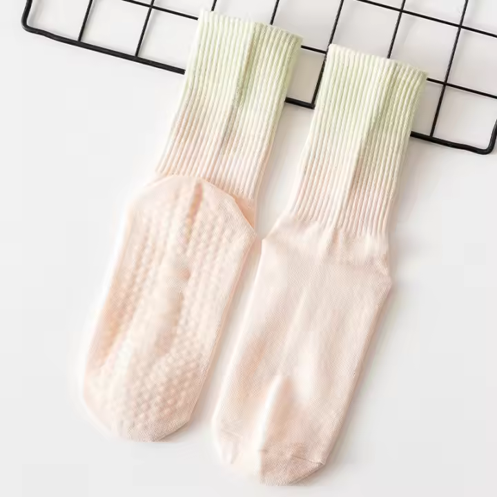 Calcetines De Yoga Para Mujer Con Tela De Algodón Y Silicona Antideslizante Media Cintura Para Fitness Y Saltos En Piso - 1