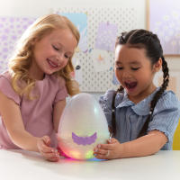 SPIN MASTER - HATCHIMALS Alive Mystery Hatch PUFFICORN - Peluche Interactivo Sorpresa y Huevo con Niebla, Luces y más de 100 Reacciones y Sonidos - La Magia está en Tus Manos - Juegos Infantiles - Juguetes Niños +5 Años - details 2