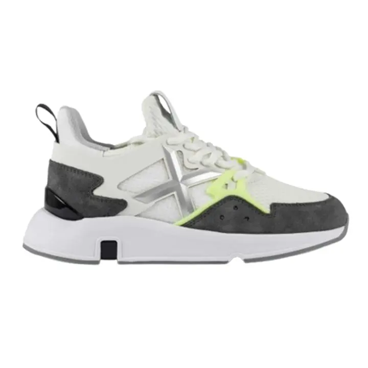 Shoes Deportivas Mujer marca Munich modelo Clik Women 88 para mujer en color blanco - 1